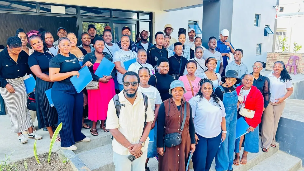 The solar innovation cohort of women and youth gathered at the ANBI centre